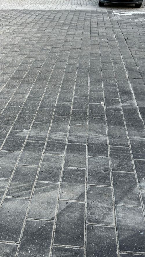 Urme de cauciuc în jurul Arenei Naționale, după Campionatul Național de Drift (FOTO: Vlad Nedelea / GOLAZO.ro)