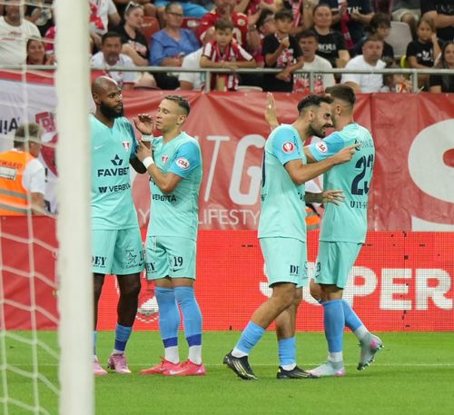 Dinamo - UTA. Foto - Iosif Popescu (17).jpg