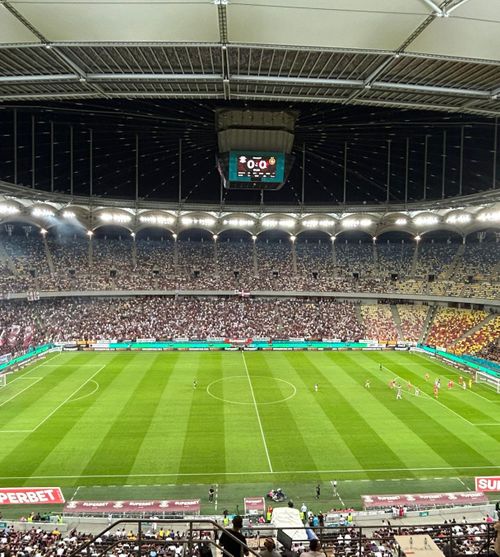 Atmosfera de la Rapid - FCSB     VIDEO+FOTO  Întoarcerea căpitanului, scene reprobabile și boxele care   au „omorât” spectacolul