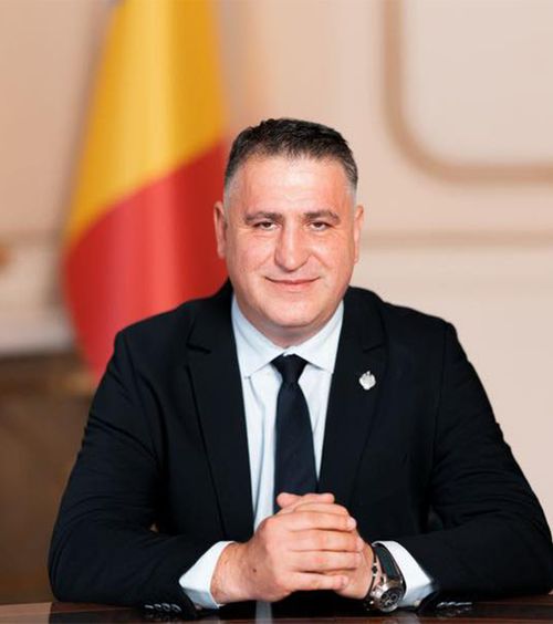 Torțe pe stadioane  Ciprian Paraschiv a vorbit despre   modificarea Legii 4  » În ce condiții vor putea folosi ultrașii   materiale pirotehnice