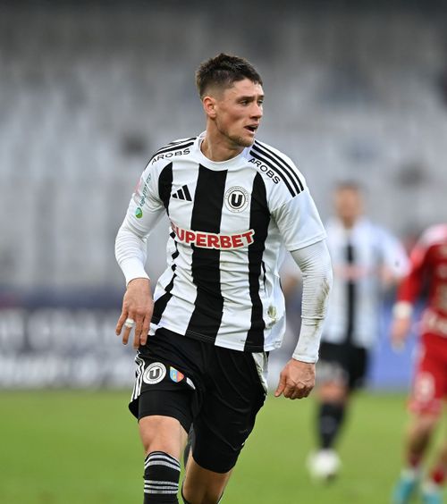 „Vrea să îl distrugă cu orice preț!”   Adrian Mititelu explică de ce Blănuță nu va pleca de la FC U Craiova:   „El vrea în Rusia.  Va primi o lecție”