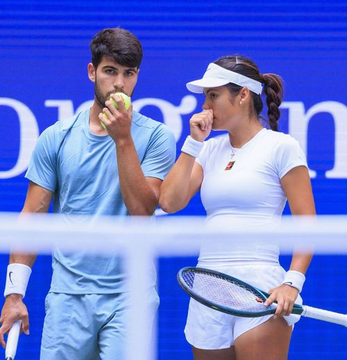 Alcaraz și Răducanu, eliminați în primul tur  Perechea de dublu mixt a fost învinsă chiar la debutul de la   US Open 2025