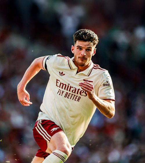 Moment amuzant la gală   VIDEO Reacția jucătorilor lui Liverpool când Declan Rice a vorbit despre   cele 3 titluri ratate  de Arsenal