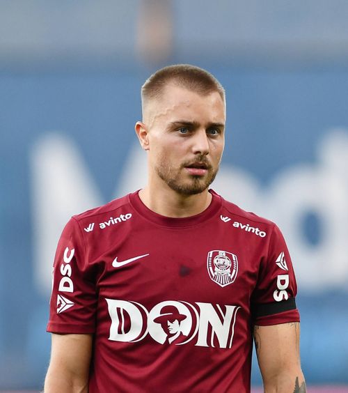 Șumudică a găsit vinovatul  Pus la zid după   eșecul rușinos  din Suedia: „Săracul băiat, n-am nimic cu el, dar...”