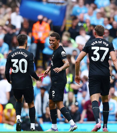 Tottenham a răpus-o pe Manchester City  Victorie mare pentru formația lui   Radu Drăgușin  pe Etihad!