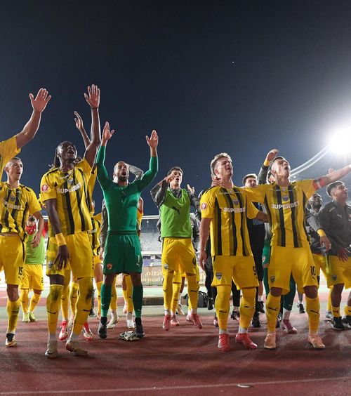 „Ăsta e jocul lui Dinamo?!”     Prestația formației lui Kopic  din victoria cu U Cluj, criticată vehement: „Trei puncte din nimic”