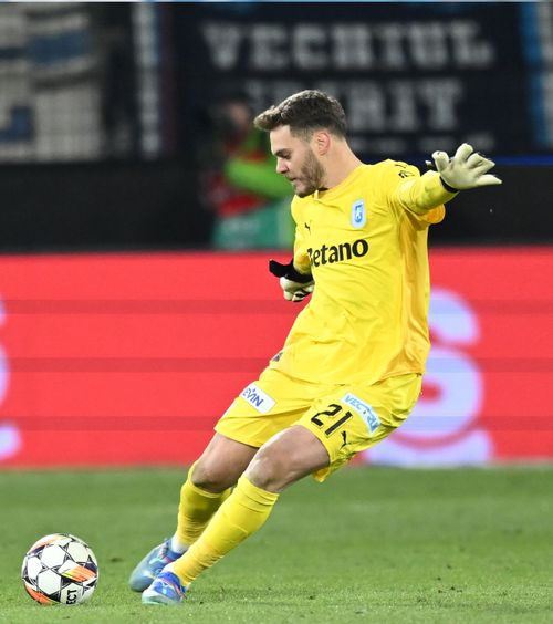 U Craiova, transfer ratat!  Motivul incredibil pentru care   Laurențiu Popescu  n-a mai plecat în Iran, deși totul era pregătit