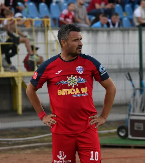 Budescu a semnat  Fostul campion al Ligii 1 s-a transferat la   Arsenal Tunari, în Liga 2