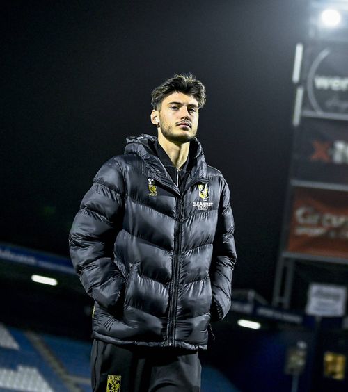 E pregătit pentru Dinamo    Adrian Mazilu  a sosit în România: „Am venit să mă pun pe picioare” » Ce spune despre „câini”