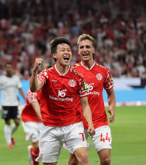 Mainz, cel mai greu test    Craiova în Conference:  dueluri cu doi români + o singură echipă e mai puțin valoroasă decât a lui Rădoi