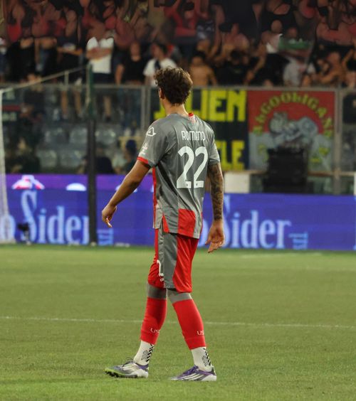 Mussolini a debutat în Serie A   Cele 6 litere trecute pe spatele tricoului purtat de strănepotul dictatorului fascist   au surprins pe toată lumea