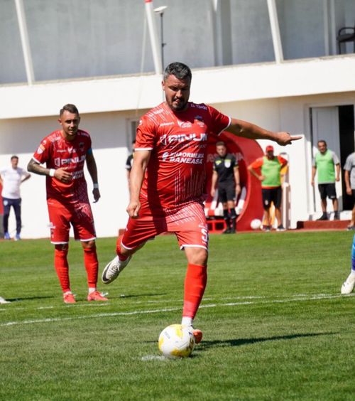 Budescu revine cu gol    VIDEO  Fostul campion al Ligii 1 a marcat la debutul pentru CS Tunari.   Nu mai jucase de peste 6 luni!