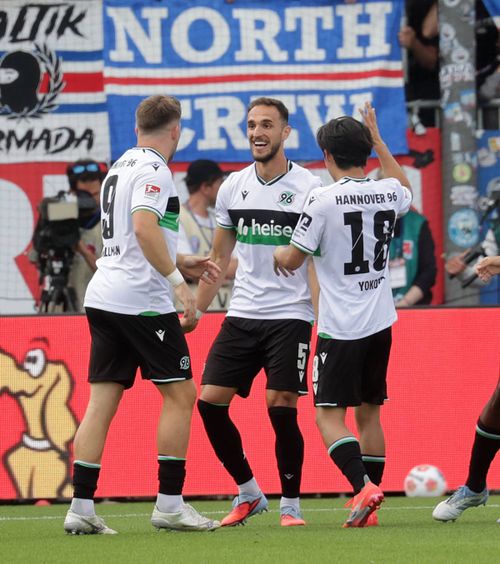 Ghiță, primul gol în Germania    FOTO.  Reușita românului a fost crucială pentru   Hannover