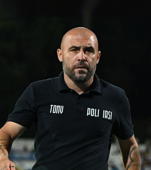 „Am rupt vestiarul în două!”  Tony da Silva, furios pe jucătorii săi după egalul cu Slatina:   „Mi-a fost rușine”  » Claudiu Niculescu cere VAR în Liga 2