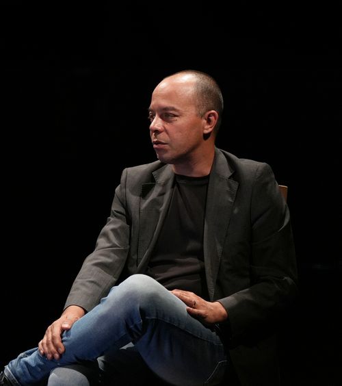 Amenințări teribile  Un arbitru din România dezvăluie momentele de groază prin care a trecut:   „Înjurături, blesteme.   Intram pe profil și le vedeam familia”