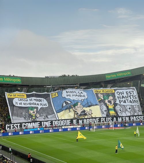  Opriți totul! Asta e scenografia weekendului!  Fanii lui Nantes și   mesajul în care se regăsește orice microbist:  „La naiba, ce dor îmi e!”