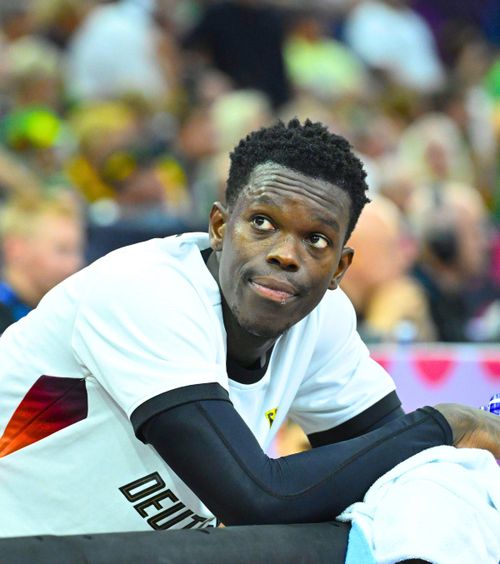 Alt scandal de rasism    Dennis Schroder, ținta fanilor Lituaniei,  la meciul în care Germania s-a calificat în optimi la Eurobaschet