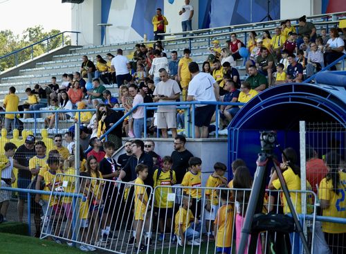 România, antrenament cu copii FOTO Iosif Popescu (6).jpg