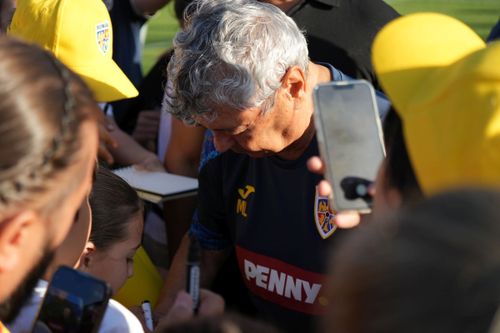România, antrenament cu copii FOTO Iosif Popescu (13).jpg