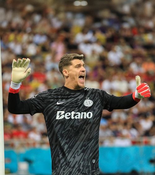 „Nu suntem proști!”  Charalambous și Târnovanu   l-au făcut praf pe Colțescu  după remiza cu CFR Cluj: „Îmi pun foarte multe semne de întrebare!”