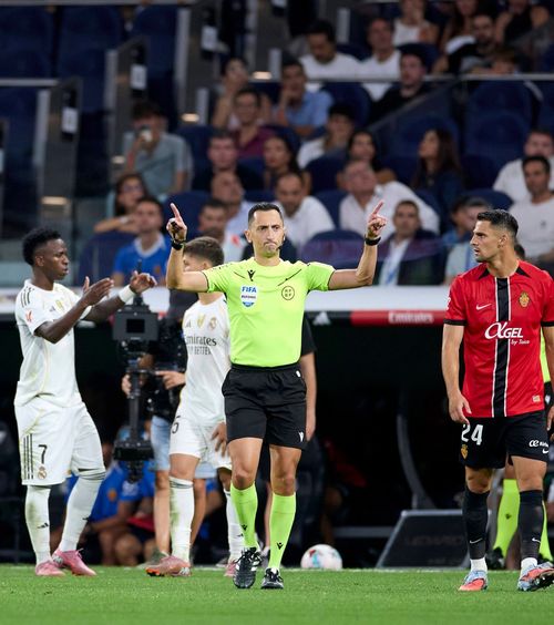 FIFA, reacție fermă după scandal  Ce spune forul, după criticile primite de VAR pentru golul anulat din cauza unui   henț accidental 