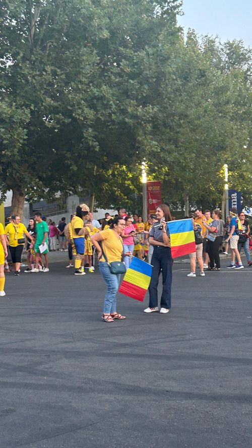 Atmosfera înainte de România - Canada