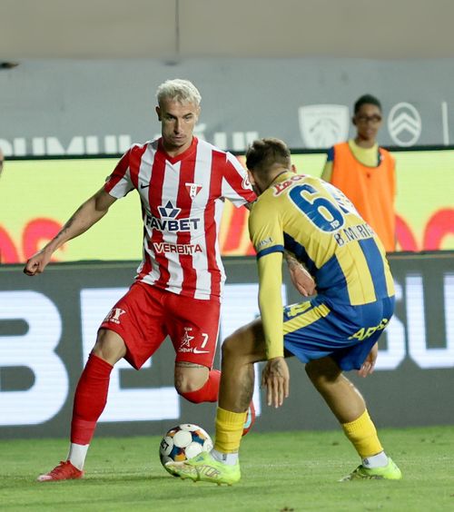 Zsori, out definitiv?  Atacantul de la UTA a fost lăsat din nou în afara lotului după conflictul cu   Adrian Mihalcea:  „Este decizia mea”