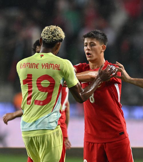 Au sărit scântei între Yamal și Guler  Jucătorul lui Real Madrid   l-a îmbrâncit  pe cel al Barcelonei. La final, turcul a plâns