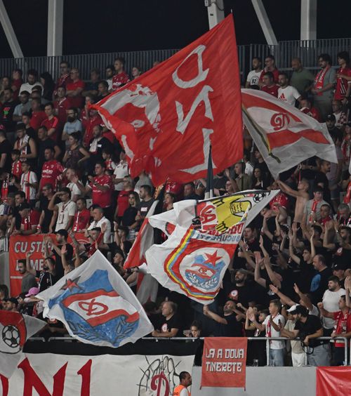 Amenzile Jandarmeriei anulate în instanță    Dinamo  a mai șters o contravenție pentru deficiențe organizatorice la meciuri » Suma salvată