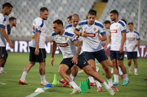 România, antrenament oficial înainte de meciul cu Cipru FOTO FRF (2).jpg