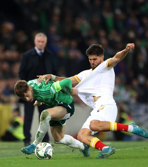 Șocanta Bulgarie. Haos total  Analiză   GOLAZO.ro:  din vârf în prăpastie. Cădere fără sfârșit a naționalei vecine »   Decizii-dezastru, eșecuri incredibile