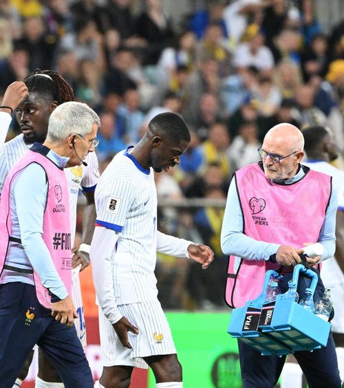 Scandalul continuă în Franța  Federația încearcă să aplaneze   conflictul cu PSG  » Legendele îl apără pe Deschamps: „Manipulare scandaloasă”