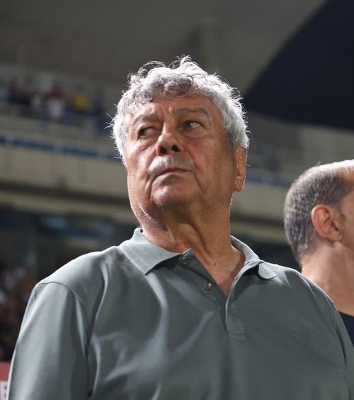  I-a cerut demisia lui Lucescu în direct   Mesaj la finalul meciului cu Cipru:   „Gică Hagi, te așteptăm!”