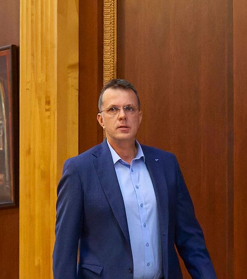 Când va avea Steaua drept de promovare    Șeful MApN  a făcut anunțul + amintire din facultate cu Victor Ponta