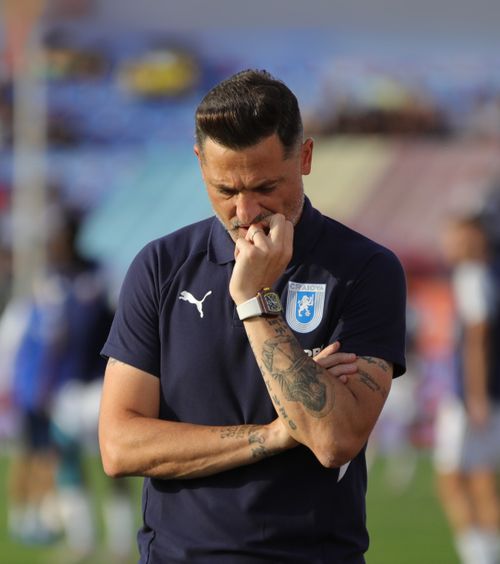 Rădoi, de partea lui Lucescu  Fostul selecționer analizează situația naționalei: „Asta se aștepta! Nu facem altceva decât să   ne dăm în cap”