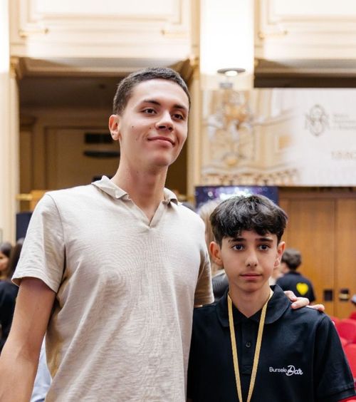 Povestea care l-a impresionat pe Popovici  David ajută din nou micii campioni:   „Forța acestui copil a ieșit la iveală”