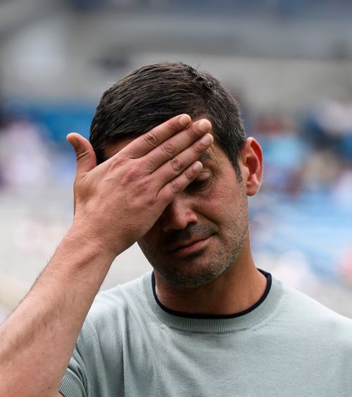 Greșelile lui Chivu   Gazzetta dello Sport a analizat strategia românului:   „E simbolul crizei lui Inter.  Nu vrea să schimbe nimic”