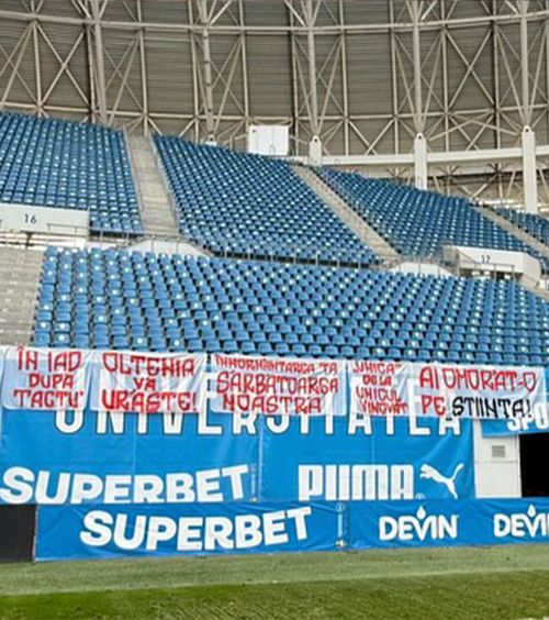 Mesaje morbide pe „Oblemenco”  Ultrașii lui FCU Craiova au intrat pe stadion și au afișat mai multe   bannere  agresive la adresa lui Mititelu