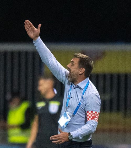 „Avem nevoie de 2-3 jucători”  Dinamo s-a distrat cu Petrolul, însă Kopic   insistă pentru transferuri:  „Trebuie să înțelegem asta”
