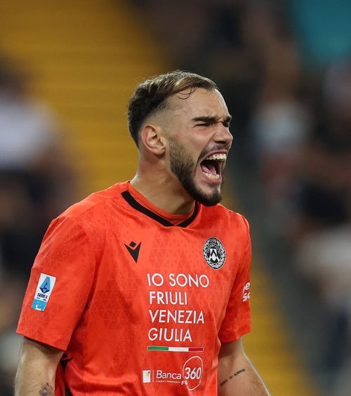 Răzvan Sava, „foarte slab”  Portarul român a fost   „taxat”  de presa italiană, după Udinese - Milan 0-3