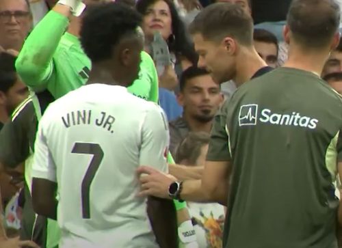 Vinicius, supărat după ce a fost schimbat (captură foto)
