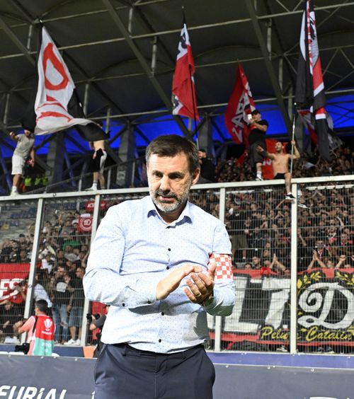 Ce absențe are Dinamo  Kopic, declarații înainte de meciul cu Farul + Cuvântul care   l-a pus în dificultate pe Milanov:  „Nu știu să spun bine”