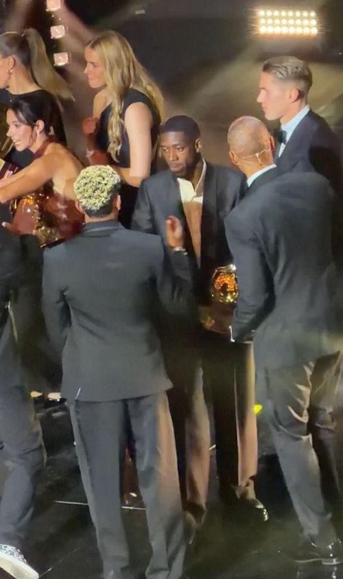 Lamine Yamal a mers să-l felicite pe Ousmane Dembele, noul Balon de Aur (foto: captură X)