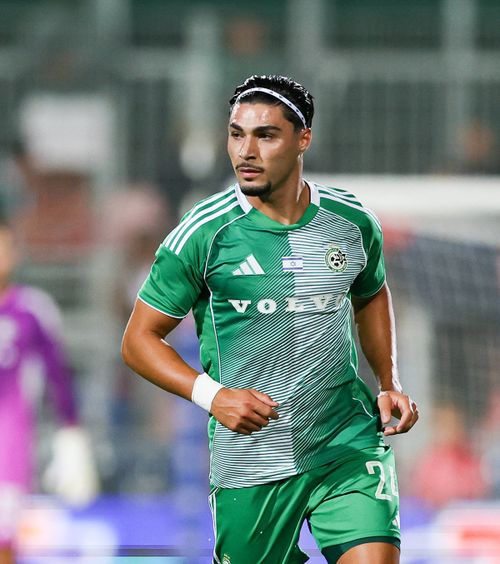 De ce a ales naționala tricoloră  Tatăl lui   Lisav Naif Eissat  a explicat decizia fiului său: „A avut mereu sentimentul că aparține și României”