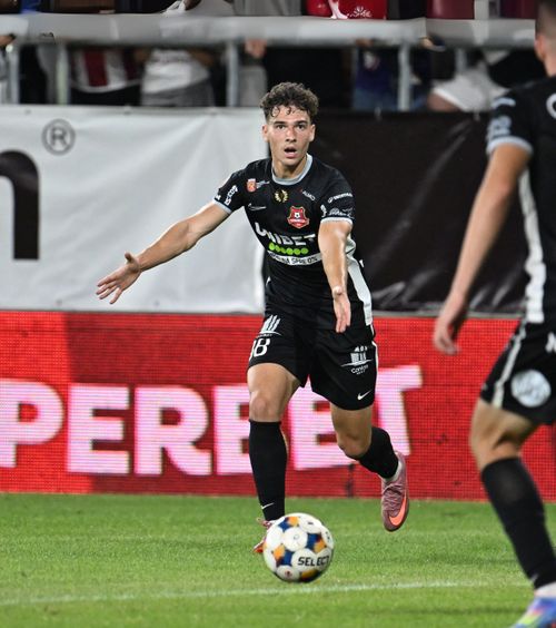 Țintă nouă pentru FCSB  Patronul campioanei,   impresionat  de un fotbalist din Liga 1: „Se distra cu fundașii Rapidului!”