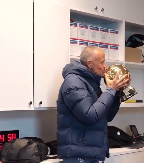 „Doamne Sfinte, Dembele!”    VIDEO  Reacția savuroasă a lui Luis Enrique, după ce s-a întâlnit cu proaspătul câștigător al   Balonului de Aur