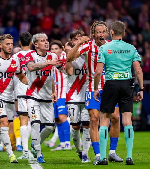 Echipa lui Rațiu, foc și pară pe arbitraj    FOTO.  Rayo Vallecano, indignată pentru că   Atletico ar fi fost iertată de două „roșii”