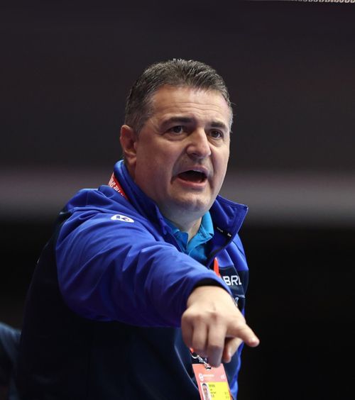 Ședință de urgență  Anunțul făcut de FRH » Selecționerul Pera,   chemat la negocieri  după ce și-a dat demisia: „Moment sensibil”