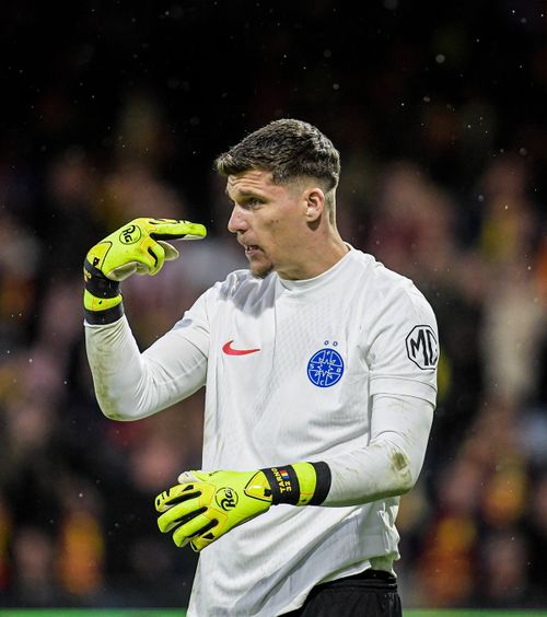 Târnovanu, senzațional  Portarul FCSB   a „sigilat” poarta  cu Go Ahead Eagles + Ce au scris jurnaliștii spanioli despre român