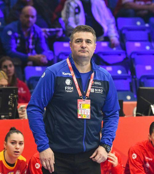 De ce a demisionat Pera  Motivul pentru care selecționerul   a renunțat la națională:  „Decizia este extrem de dificilă”